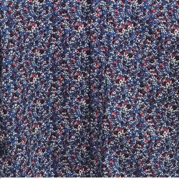 J.Crew Factory Men’s slim navy floral button up - Picture 7 of 7